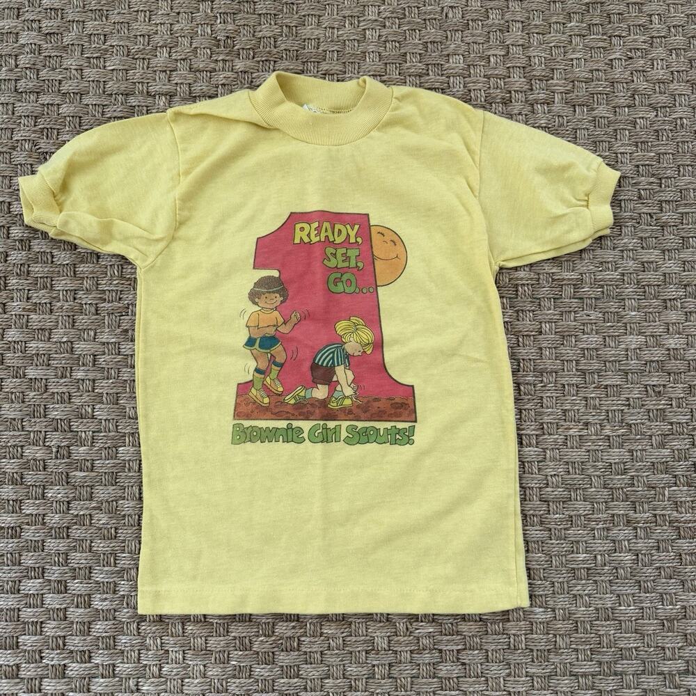 Vintage Brownies Girl Scouts Child’s T-shirt 1970s/1980s Girl’s Size Medium 10